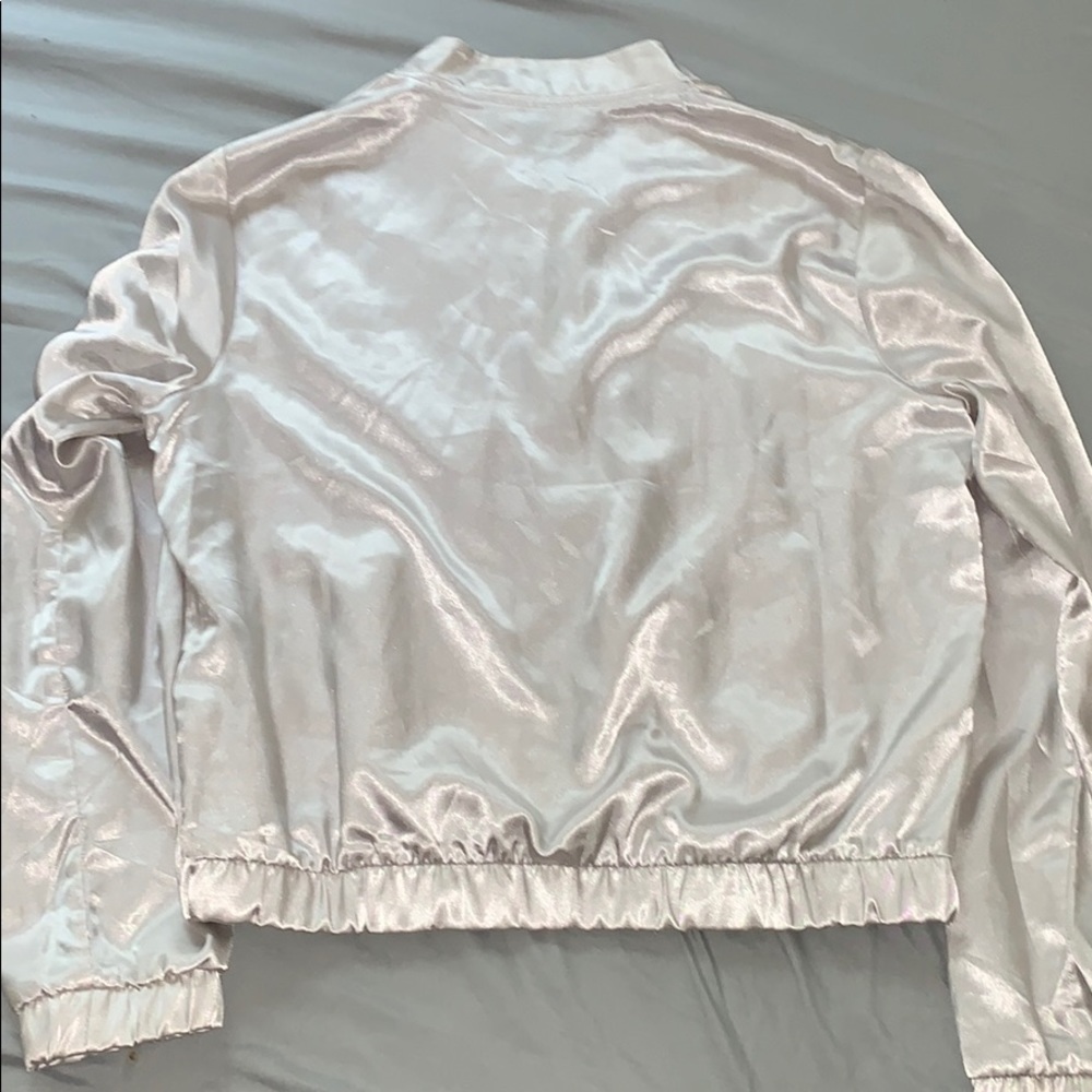 Silver jacket - Picture 3 of 3